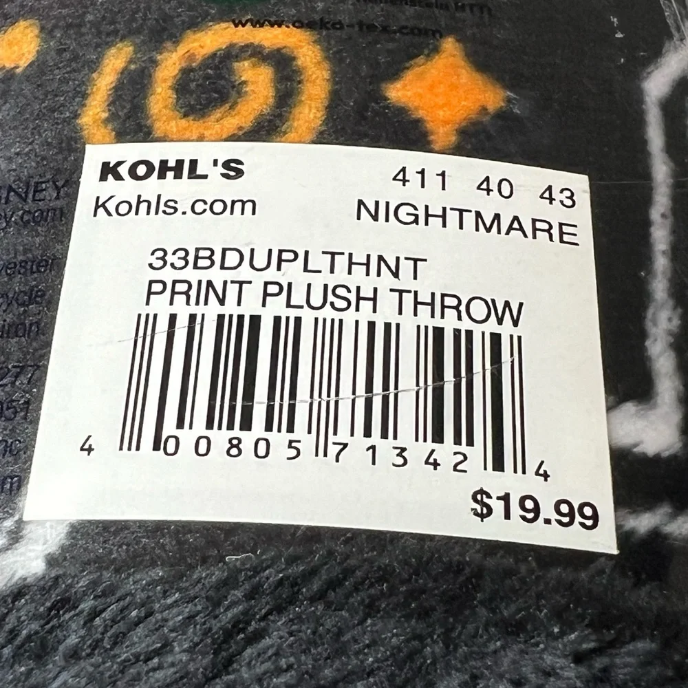 Disney Nightmare Before Christmas Plush Oversized Throw 5’ x 6’